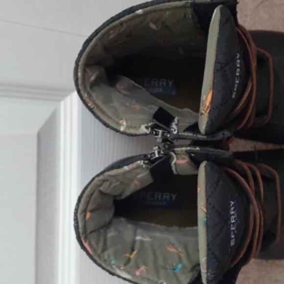 Black Sperry Winter Duckboots - Picture 3 of 4